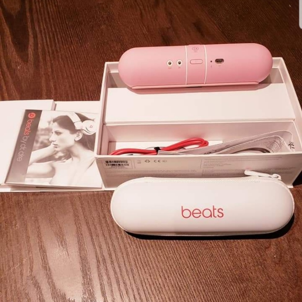 Limited Edition Dr. Dre Pink Beats Pill